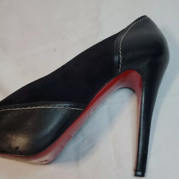 Black High Heel Pumps - Picture 6 of 10